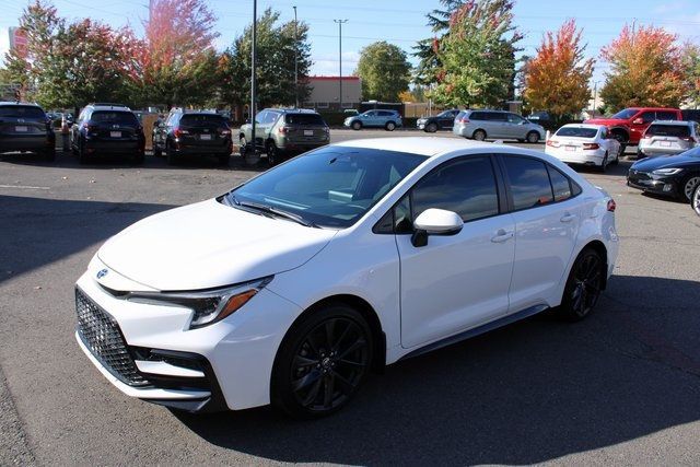 2025 Toyota Corolla Hybrid SE FWD - 22929798 - 5