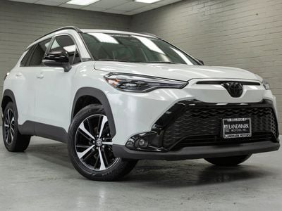 2025 Toyota Corolla Cross XSE's photo