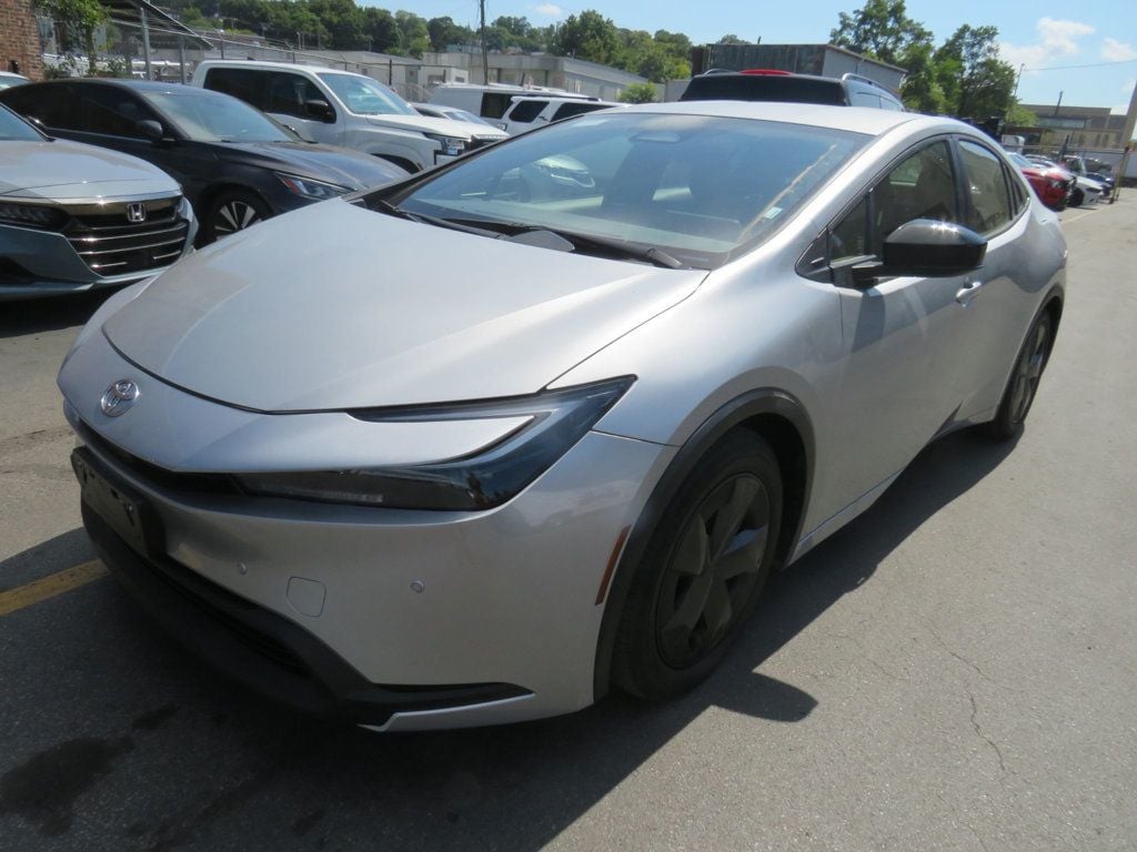 2025 Toyota Prius LE - 22911370 | Video 1