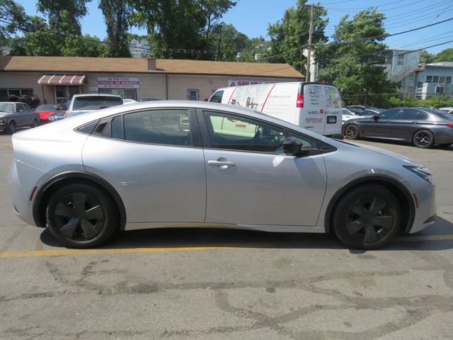 2025 Toyota Prius LE - 22911370 - 3