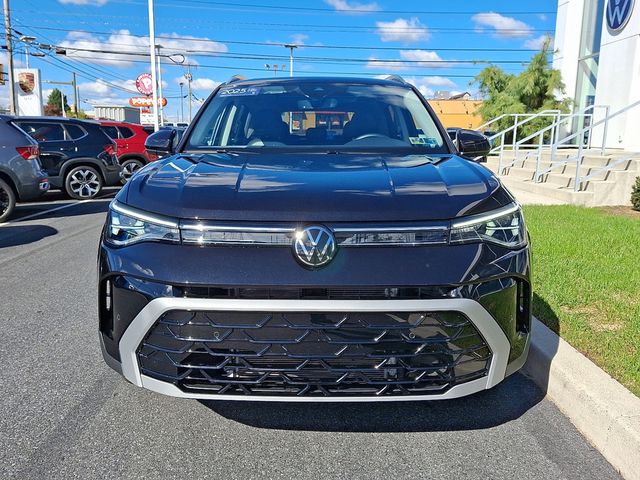 2025 Volkswagen Taos SEL 4MOTION - 22937478 - 1