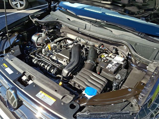 2025 Volkswagen Taos SEL 4MOTION - 22937478 - 25