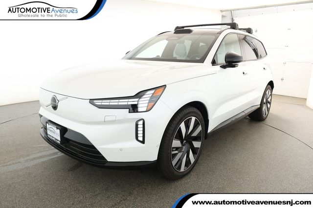 2025 Volvo EX90 Twin Motor Performance Ultra 6-Seate w/ B&W Premium Sound, Hitch - 22923859 - 0