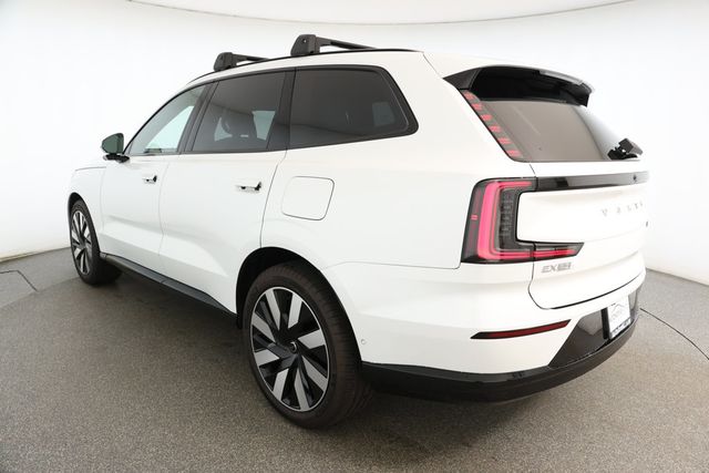 2025 Volvo EX90 Twin Motor Performance Ultra 6-Seate w/ B&W Premium Sound, Hitch - 22923859 - 5