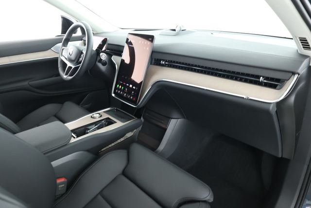 2025 Volvo EX90 Twin Motor Performance Ultra 7-Seater with B&W Premium Sound - 22927509 - 24