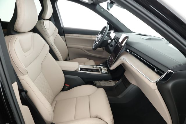 2025 Volvo EX90 Twin Motor Plus 6-Seater - 22923825 - 24