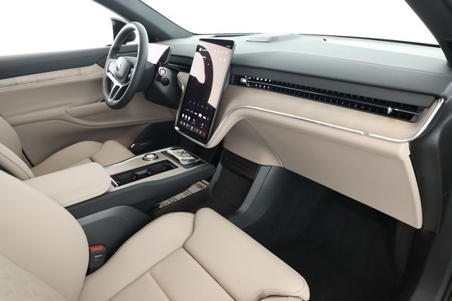 2025 Volvo EX90 Twin Motor Plus 6-Seater - 22923825 - 25