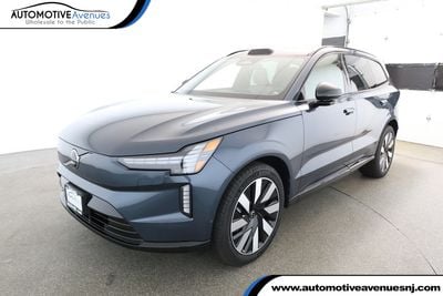 2025 Volvo EX90