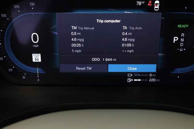 2025 Volvo XC60 Plug-In Hybrid T8 AWD Ultra with 21'' Wheels + Protection & Climate Packages - 22928237 - 12