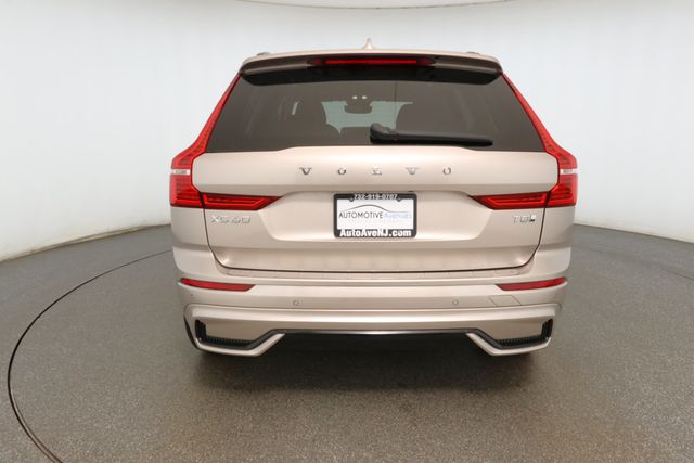 2025 Volvo XC60 Plug-In Hybrid T8 AWD Ultra with 21'' Wheels + Protection & Climate Packages - 22928237 - 4
