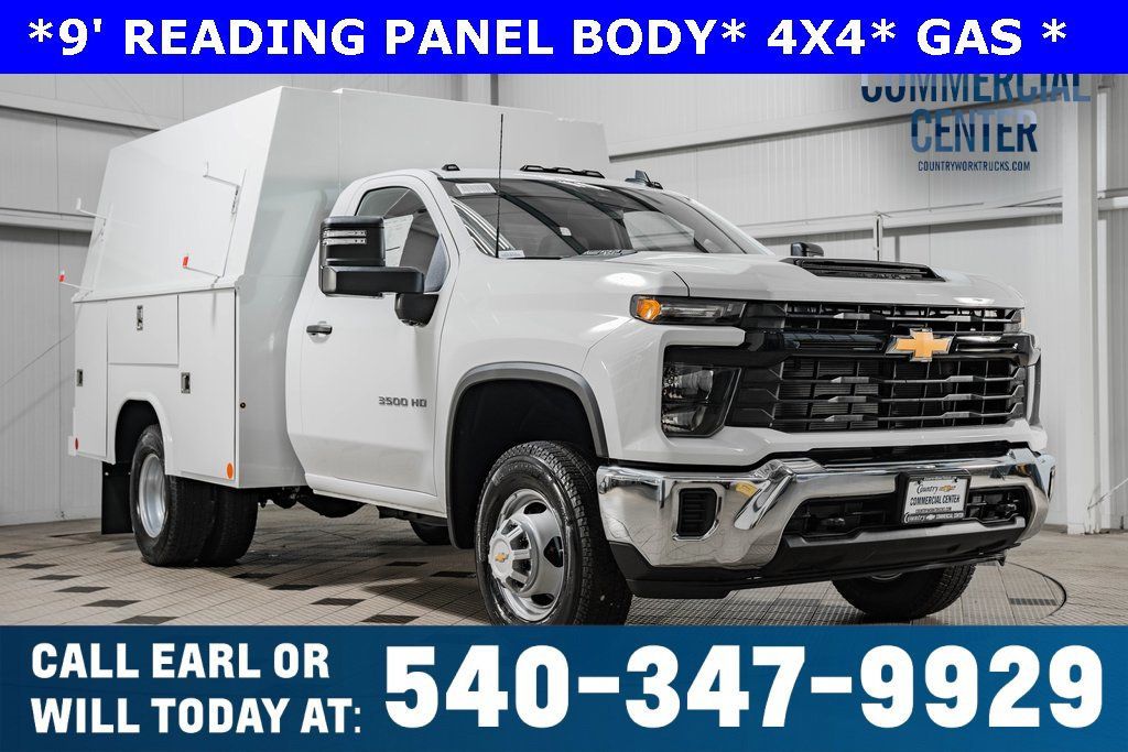 Summit White 2025 Chevrolet Silverado 3500HD Chassis Work Truck Regular Cab 4WD Pickup Truck Four-Wheel Drive Automatic