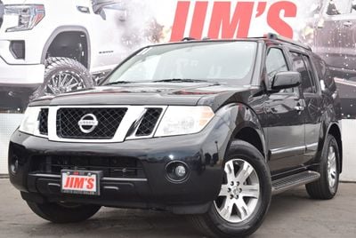 2011 nissan pathfinder le sport utility 4d