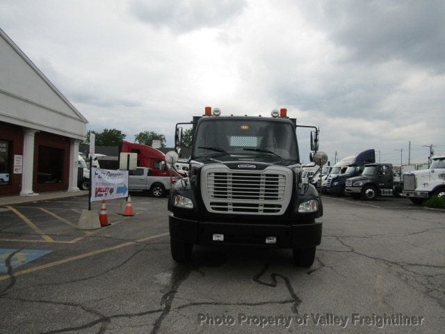 2016 Freightliner M2 112