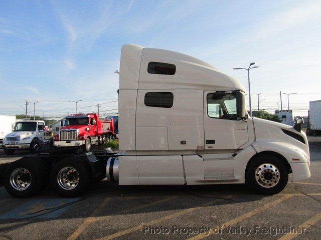 2020 Volvo VNL 760