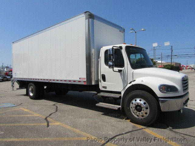 2025 Freightliner M2106