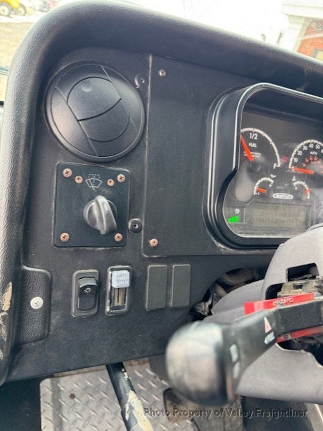 2018 Freightliner MT45