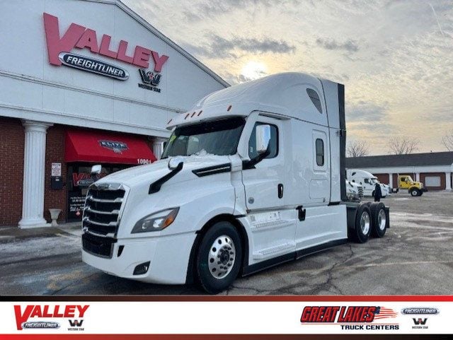 2024 Freightliner Cascadia 126