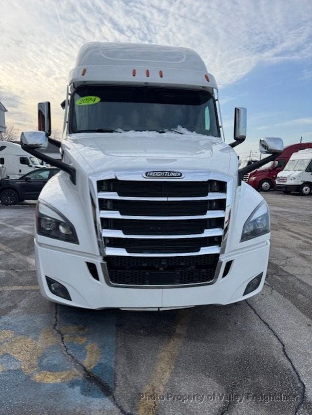 2024 Freightliner Cascadia 126