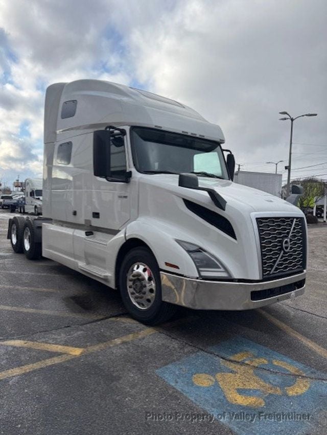 2020 Volvo VNL 760