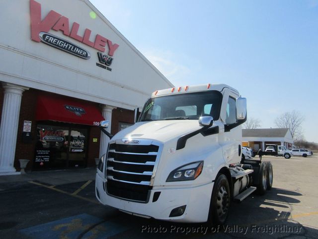 2021 Freightliner Cascadia 116
