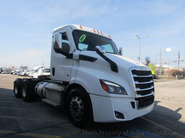 2021 Freightliner Cascadia 116
