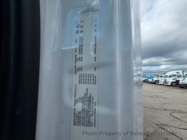 2021 Freightliner Cascadia 126-16