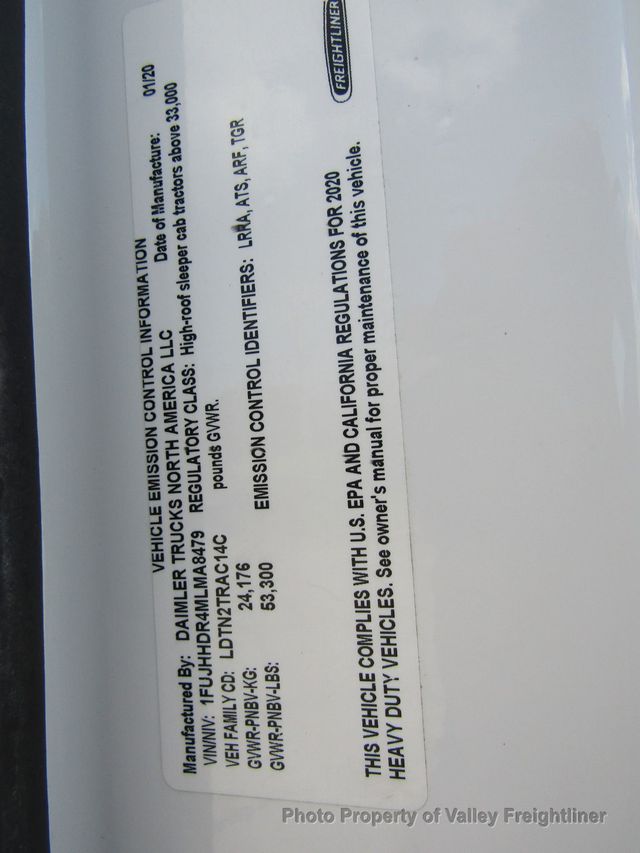 2021 Freightliner Cascadia 126-38