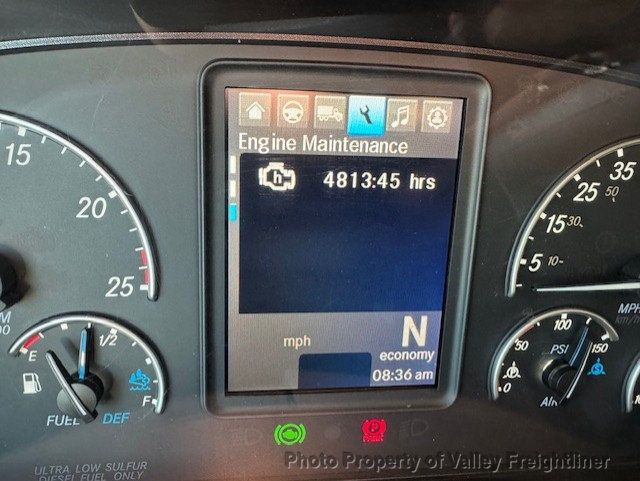2023 Freightliner Cascadia 126