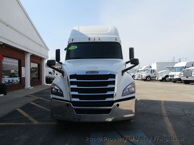 2020 Freightliner Cascadia 126