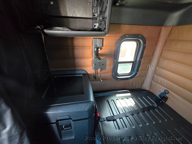 2023 Freightliner Cascadia 126