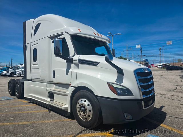 2023 Freightliner Cascadia 126