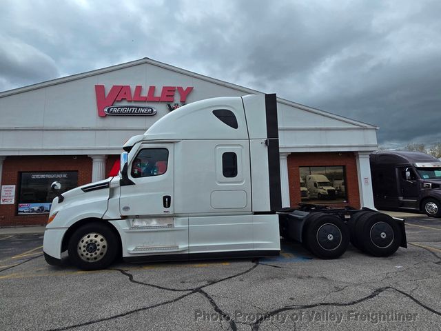 2023 Freightliner Cascadia 126