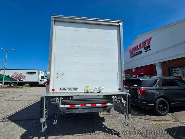 2023 Freightliner M2106
