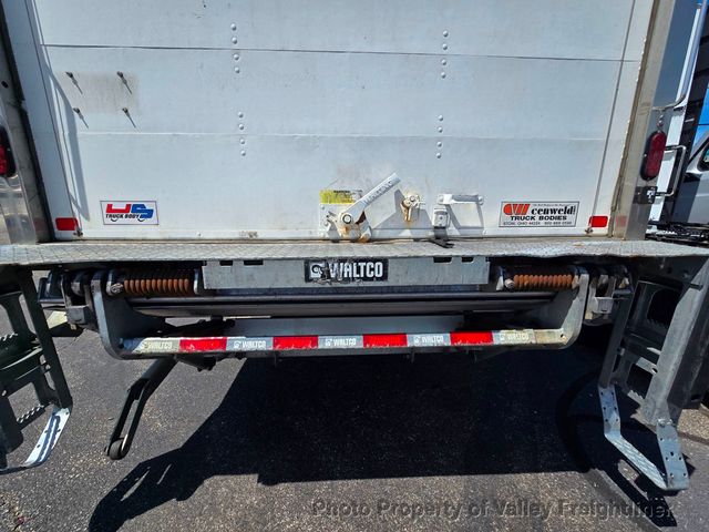 2023 Freightliner M2106