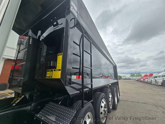 2025 Western Star 49X
