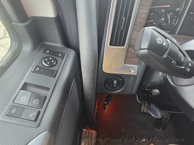 2025 Western Star 49X