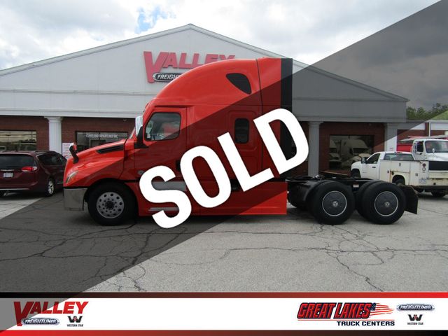 2021 Freightliner Cascadia 126