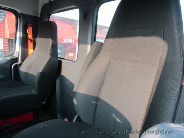 2021 Freightliner Cascadia 116