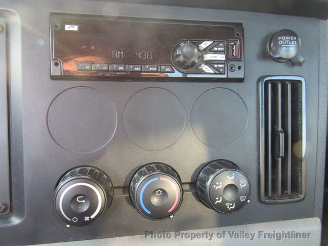 2021 Freightliner Cascadia 116