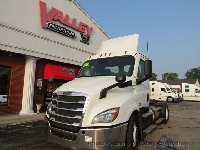 2021 Freightliner Cascadia 116