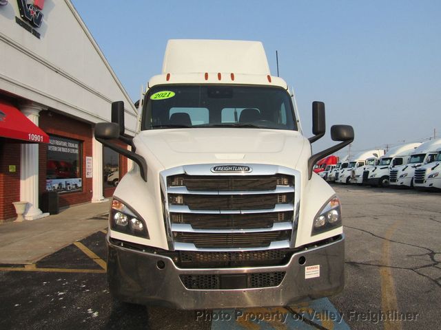 2021 Freightliner Cascadia 116