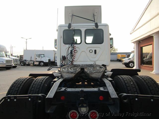 2021 Freightliner Cascadia 116