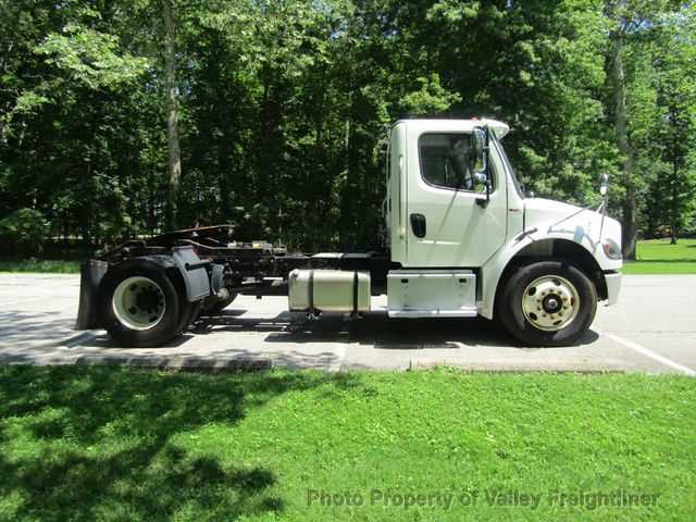 2022 Freightliner M2106
