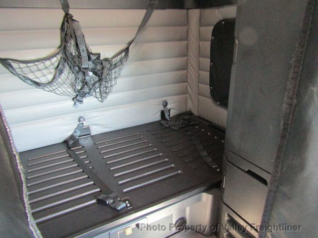 2022 Freightliner Cascadia 126-16