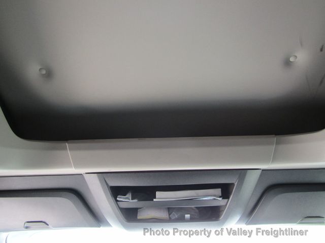 2022 Freightliner Cascadia 126-17