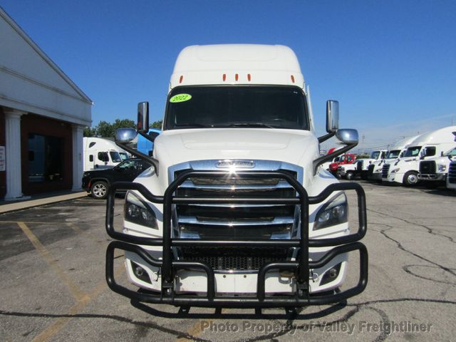 2022 Freightliner Cascadia 126-3