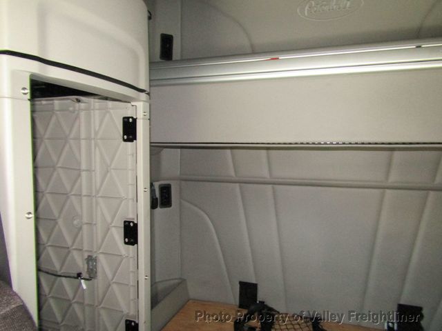 2024 Peterbilt 579 Picture 13 2024 Peterbilt 579-13