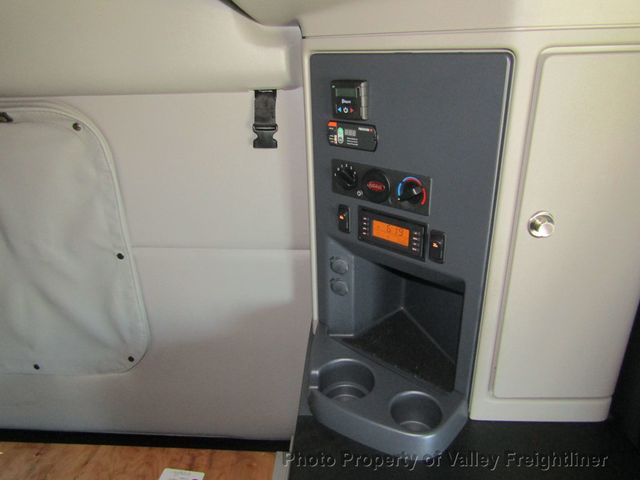 2024 Peterbilt 579 Picture 16 2024 Peterbilt 579-16