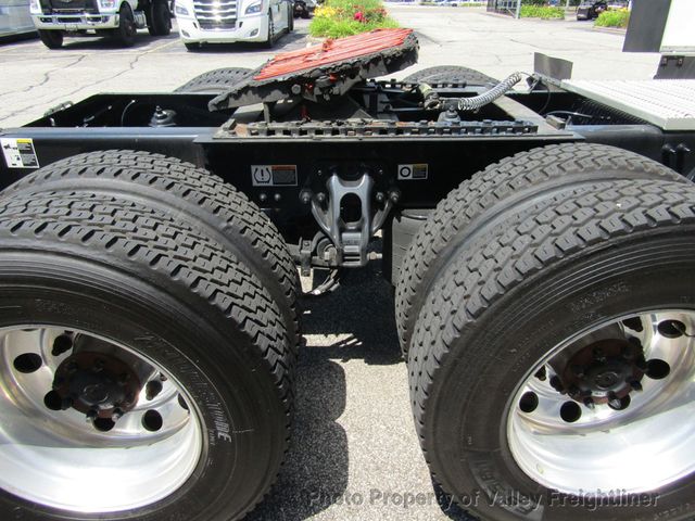 2024 Peterbilt 579 Picture 24 2024 Peterbilt 579-24