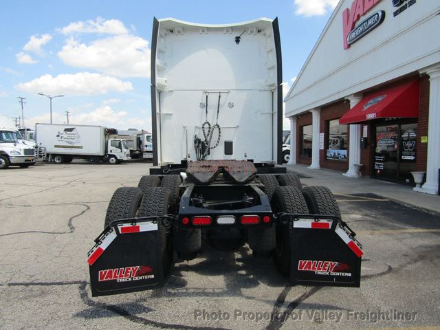 2024 Peterbilt 579 Picture 4 2024 Peterbilt 579-4